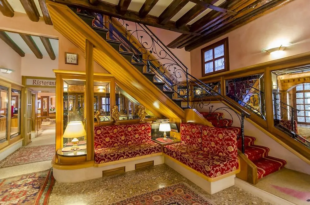 ונציה Messner Palace 4*,  איטליה